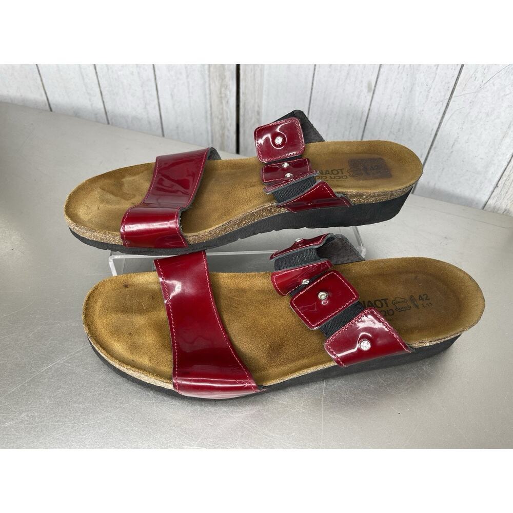 Naot Ashley Sandals Rhinestones Red Patent Leather Strap Size 42 US 11